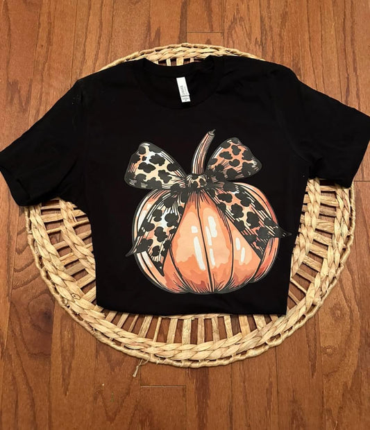 Pumpkin Leopard Bow Black T-Shirt